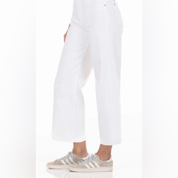 Modern American White Savannah Jeans Size 26 (2) NWT - Picture 4 of 16